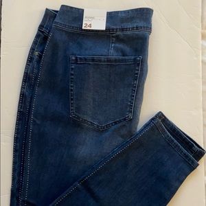 ✨Reduced - NWT LANE BRYANT high rise jeggings, jeans - Plus Sized